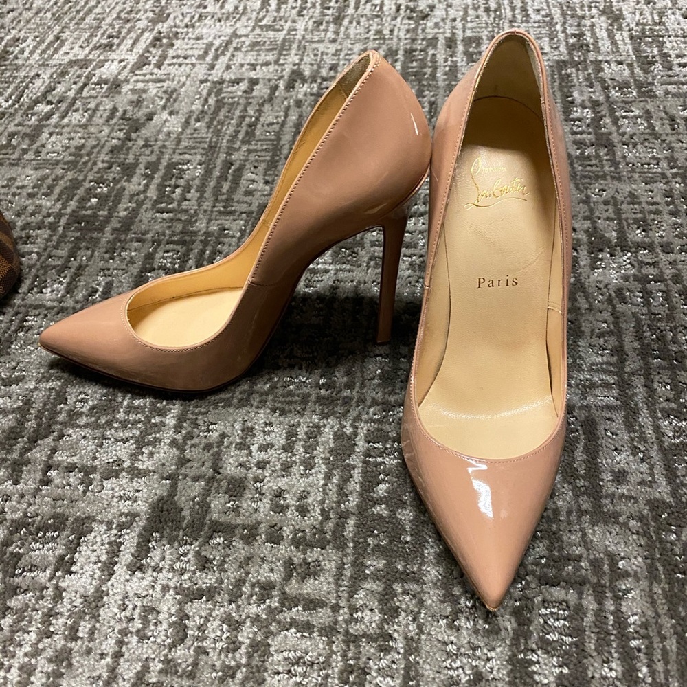 Christian Louboutin So Kate 39.5